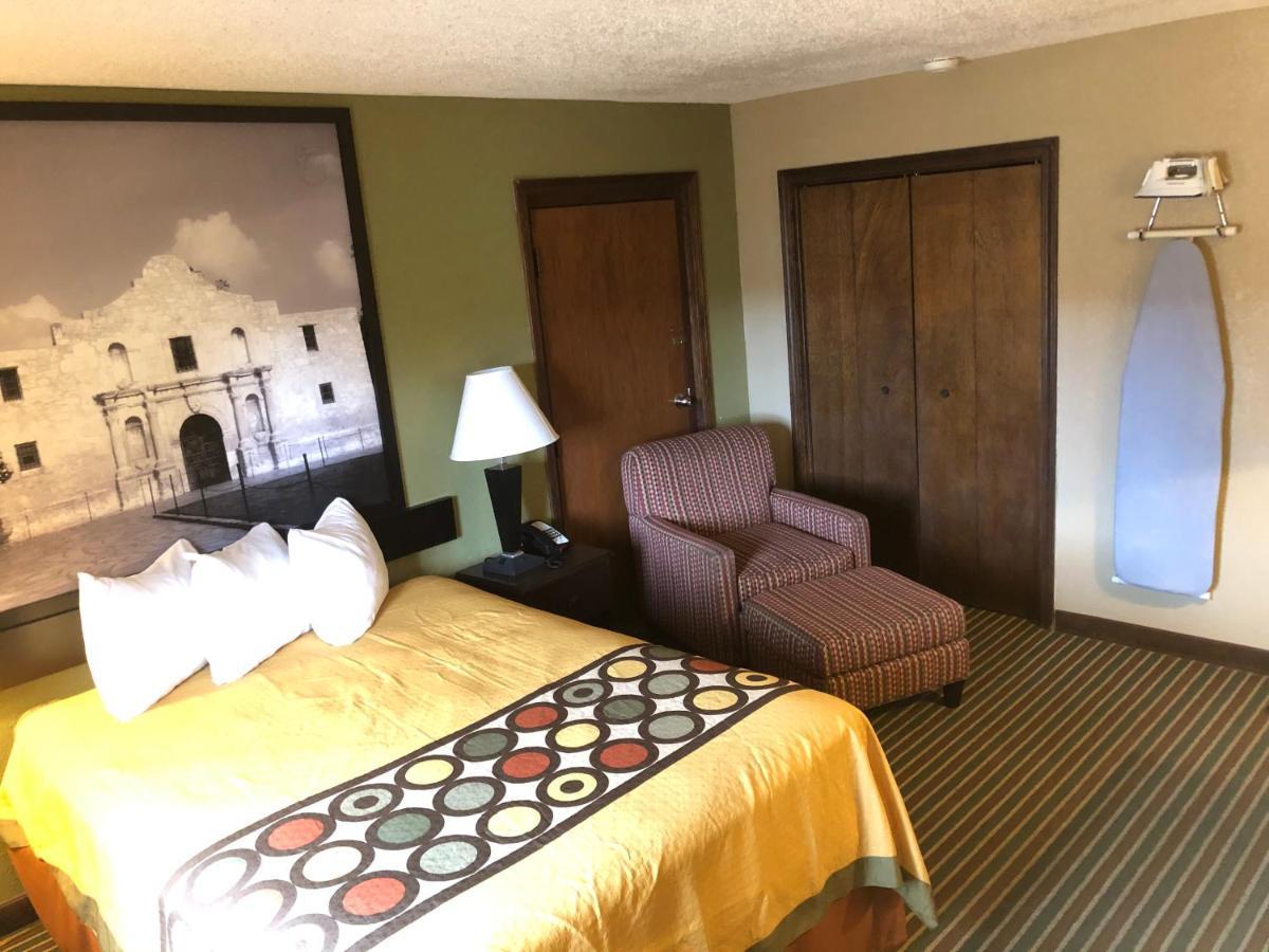 Motel Super 8 By Wyndham Harrison Ar Exteriér fotografie